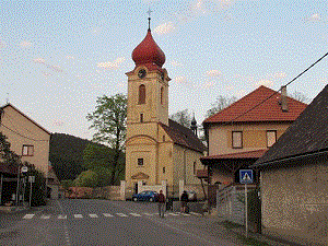 foto kostel Nanebevzetí P. Marie v Boroticích